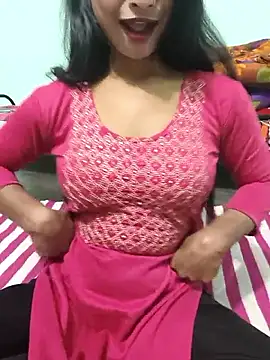 Snapshot of Zoyaa-Zubair chatting on 01-12-26, 07:57 Zoyaa-Zubair online show from 01-12-26, 07:57