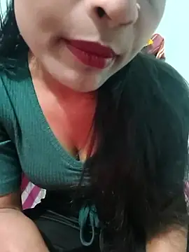 Snapshot of Zoyaa-Zubair chatting on 01-13-26, 09:25 Zoyaa-Zubair online show from 01-13-26, 09:25