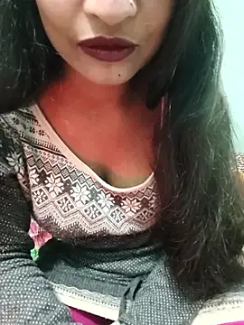 Snapshot of Zoyaa-Zubair chatting on 01-15-26, 06:44 Zoyaa-Zubair online show from 01-15-26, 06:44