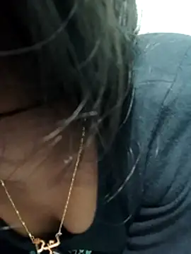 Snapshot of Zoyaa-Zubair chatting on 02-14-26, 05:21 Zoyaa-Zubair online show from 02-14-26, 05:21