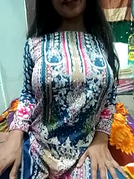 Snapshot of Zoyaa-Zubair chatting on 03-14-26, 06:35 Zoyaa-Zubair online show from 03-14-26, 06:35