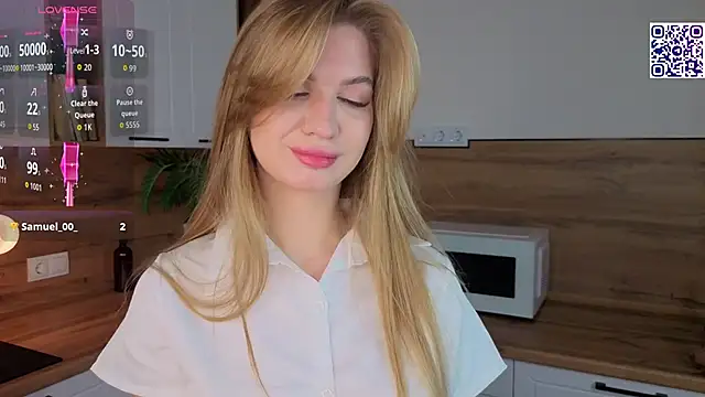 Snapshot of LaurieGutierrez chatting on 01-07-26, 05:10 LaurieGutierrez online show from 01-07-26, 05:10