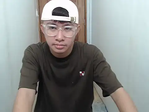 asiantwink0000 online show from 01-13-26, 08:36