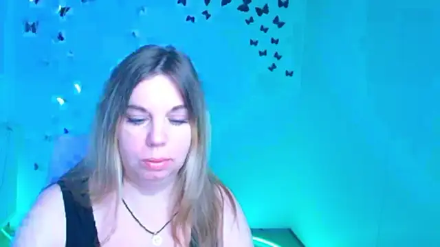 Snapshot of Amanda_Swannn chatting on 01-11-26, 06:51 Amanda Swannn online show from 01-11-26, 06:51