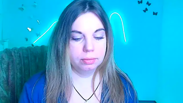 Snapshot of Amanda_Swannn chatting on 02-28-26, 06:36 Amanda Swannn online show from 02-28-26, 06:36