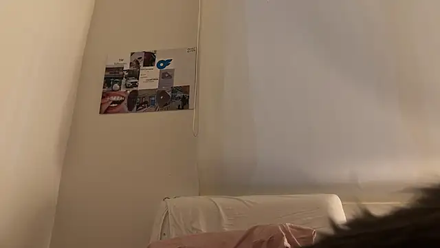 Snapshot of Alicatcua_ chatting on 02-16-26, 02:51 Alicatcua online show from 02-16-26, 02:51