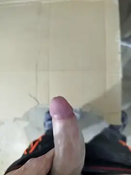 Snapshot of nofaceloverss chatting on 01-13-26, 02:11 nofaceloverss online show from 01-13-26, 02:11