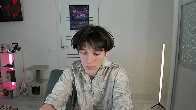 Mickleloveu online show from 12-03-25, 02:04