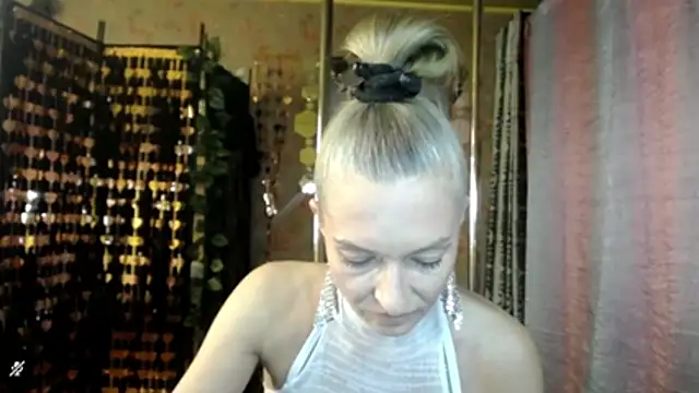 Soniakiss online show from 07-28-26, 02:13