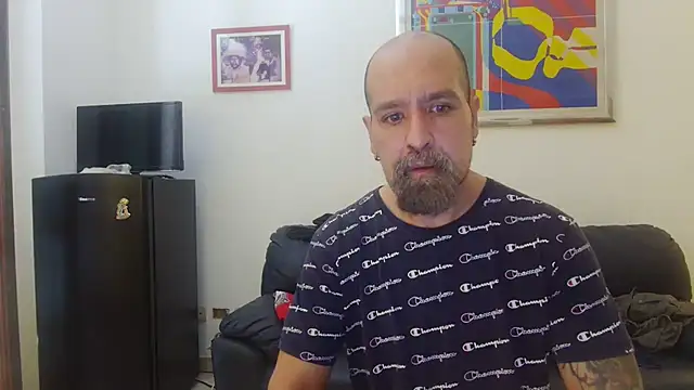 Snapshot of AMIRDIB2025 chatting on 07-28-26, 01:54 AMIRDIB2025 online show from 07-28-26, 01:54