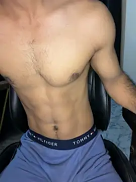 Fitboy07 online show from 07-07-26, 04:11