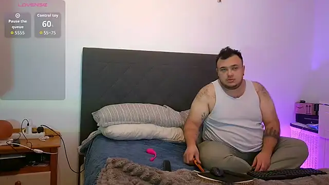 fevyforeverbear online show from 11-30-25, 12:42