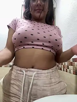 Dafne se online show from 07-18-26, 02:38