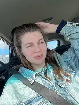 Snapshot of d0uble_trouble chatting on 03-28-26, 11:10 d0uble trouble online show from 03-28-26, 11:10