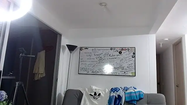 katy charlot online show from 11-29-25, 02:36