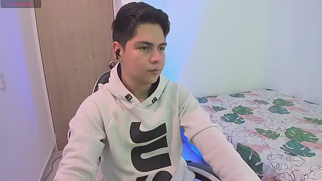 Asta YunoXXX online show from 02-15-26, 07:54