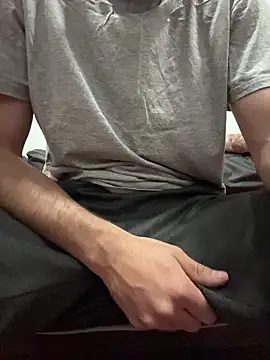 Snapshot of Davisuarez chatting on 03-03-26, 01:01 Davisuarez online show from 03-03-26, 01:01