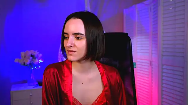 KateWillows online show from 04-29-26, 04:05