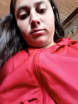 Snapshot of sammyyblondee chatting on 12-20-25, 05:42 sammyyblondee online show from 12-20-25, 05:42