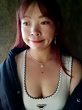 Snapshot of alissa-ww chatting on 12-02-25, 03:12 alissa-ww online show from 12-02-25, 03:12