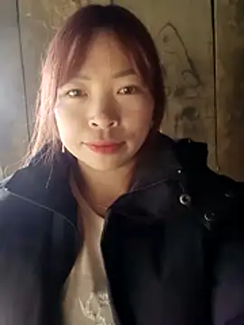 Snapshot of alissa-ww chatting on 12-14-25, 05:46 alissa-ww online show from 12-14-25, 05:46