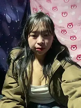 Snapshot of alissa-ww chatting on 02-19-26, 01:01 alissa-ww online show from 02-19-26, 01:01