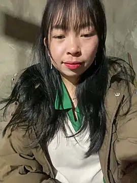 Snapshot of alissa-ww chatting on 03-15-26, 05:13 alissa-ww online show from 03-15-26, 05:13