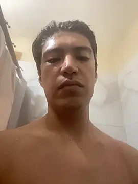 Snapshot of Victor01511 chatting on 02-21-26, 10:11 Victor01511 online show from 02-21-26, 10:11