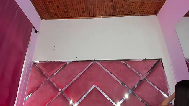 MeganDangelo online show from 02-04-26, 07:42