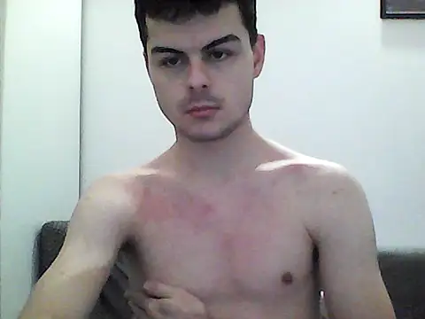 Snapshot of Pas18poland chatting on 11-30-25, 09:52 Pas18poland online show from 11-30-25, 09:52