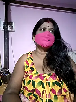 Snapshot of me-pari-hu chatting on 12-18-25, 04:02 me-pari-hu online show from 12-18-25, 04:02