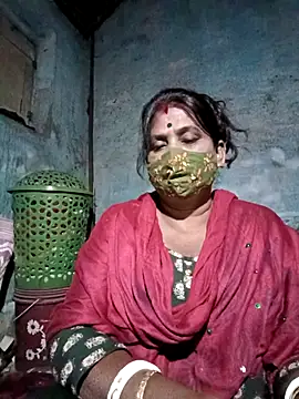 Snapshot of me-pari-hu chatting on 02-18-26, 06:04 me-pari-hu online show from 02-18-26, 06:04