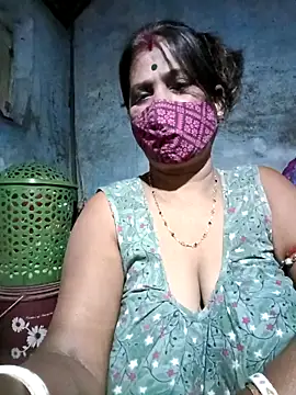 Snapshot of me-pari-hu chatting on 02-25-26, 03:54 me-pari-hu online show from 02-25-26, 03:54