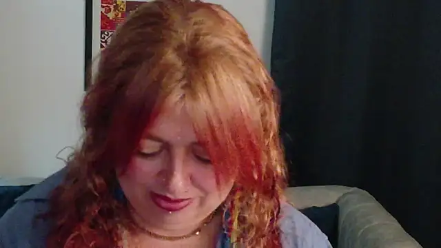Snapshot of MilfArlet chatting on 07-07-26, 02:21 MilfArlet online show from 07-07-26, 02:21