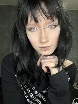 Snapshot of kcortnix chatting on 12-02-25, 10:27 kcortnix online show from 12-02-25, 10:27