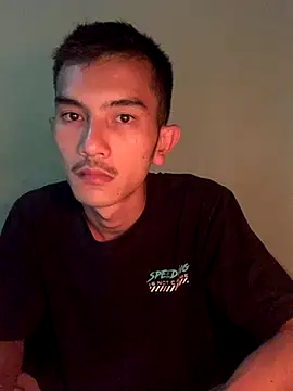 Snapshot of BoyPablo22 chatting on 11-29-25, 03:04 BoyPablo22 online show from 11-29-25, 03:04