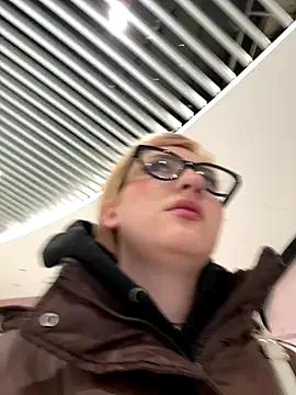 SenyaVibes online show from 12-04-25, 01:42