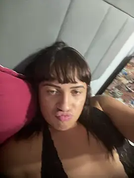 Snapshot of larysinha chatting on 02-10-26, 12:37 larysinha online show from 02-10-26, 12:37