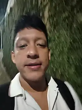 Snapshot of KairoStormX chatting on 12-20-25, 11:23 KairoStormX online show from 12-20-25, 11:23