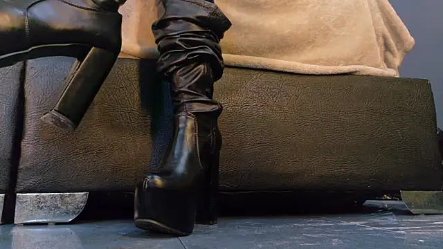 MilaDeRoux online show from 02-19-26, 03:35