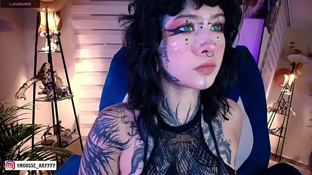 AryRousse online show from 06-12-26, 04:44