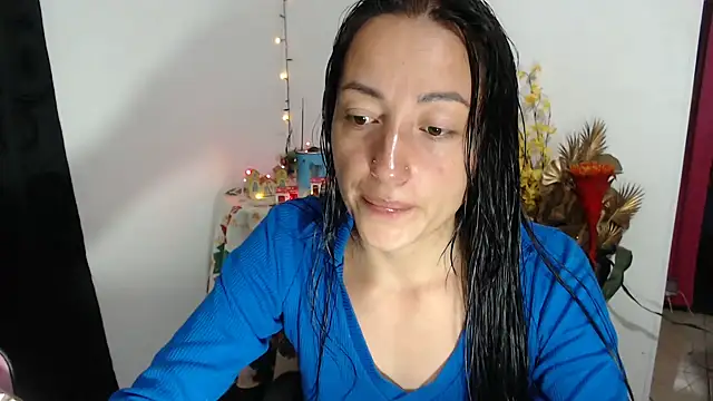 Snapshot of Megaan-love5 chatting on 12-03-25, 03:58 Megaan-love5 online show from 12-03-25, 03:58