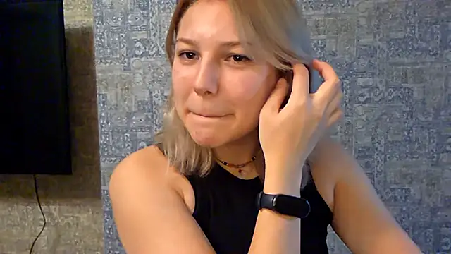 ShinyJules online show from 11-29-25, 02:53