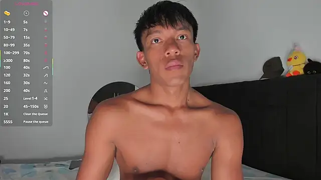 santinaughty online show from 04-24-26, 09:28