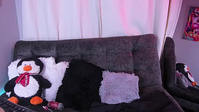 BonnieRitz online show from 11-30-25, 12:47