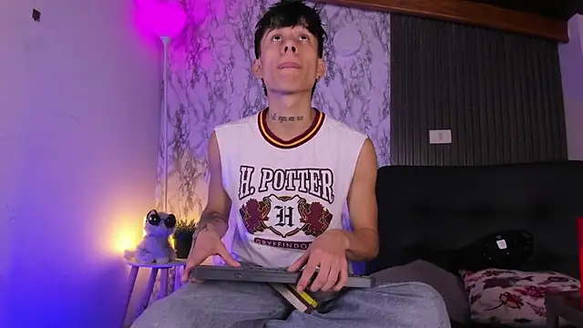 Jake beach  online show from 02-22-26, 04:57