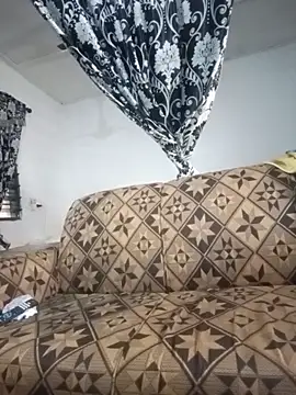 Snapshot of Ghlady1645 chatting on 01-06-26, 01:15 Ghlady1645 online show from 01-06-26, 01:15