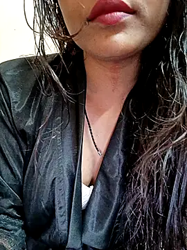 Snapshot of Rukmadi_hot chatting on 12-15-25, 03:22 Rukmadi hot online show from 12-15-25, 03:22