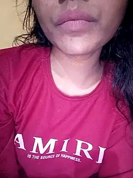 Snapshot of Rukmadi_hot chatting on 12-21-25, 04:52 Rukmadi hot online show from 12-21-25, 04:52