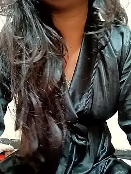 Snapshot of Rukmadi_hot chatting on 02-19-26, 03:13 Rukmadi hot online show from 02-19-26, 03:13